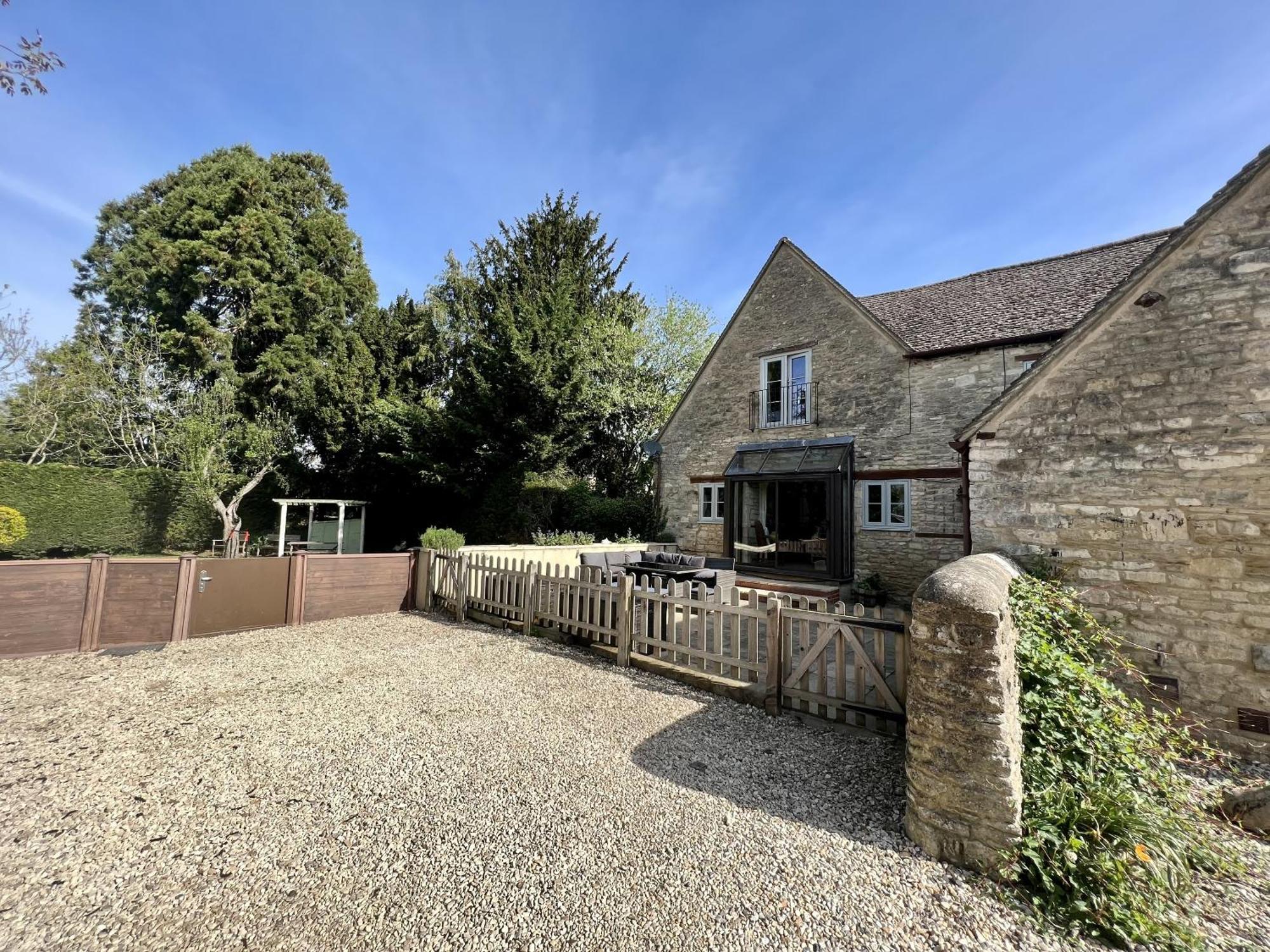 The Old Coach House Villa Witney Bagian luar foto