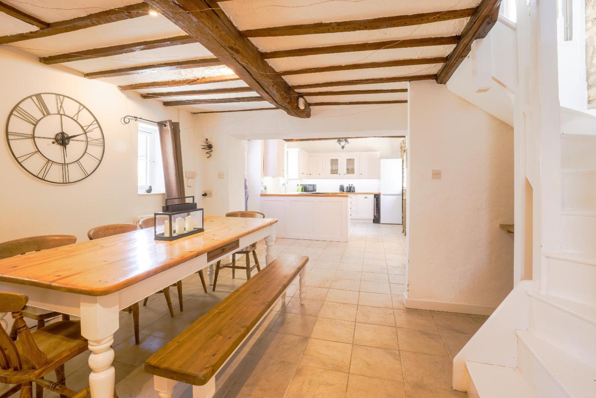 The Old Coach House Villa Witney Bagian luar foto